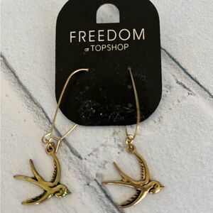 TOPSHOP Bird Earrings, New